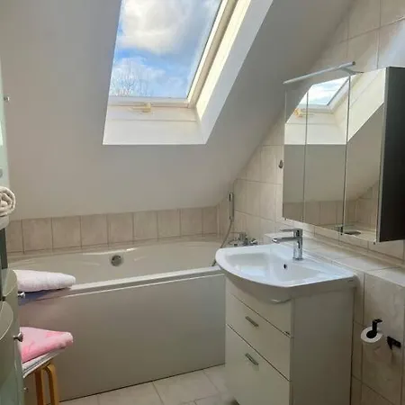 Διαμέρισμα Schoene Im Gruenen *