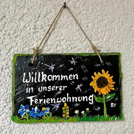Schoene Im Gruenen *