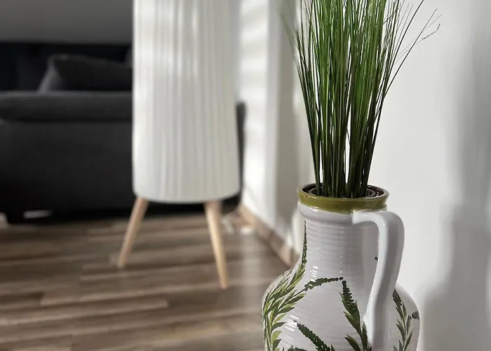 Schoene Im Gruenen Hainichen